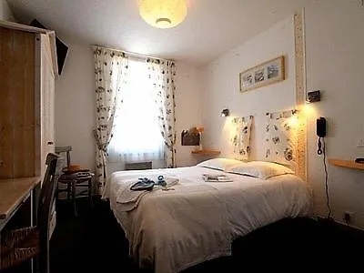 Logis Le Relais Marine Hotel