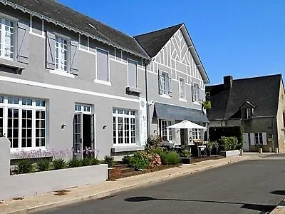 Отель Logis Le Relais Marine 2*