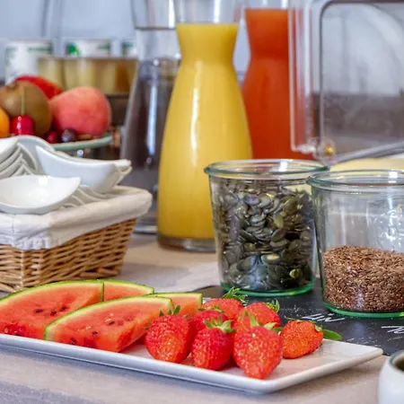 Logis Le Relais Marine Hotel