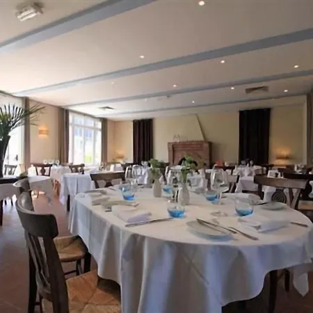 ホテル Logis Le Relais Marine 2*