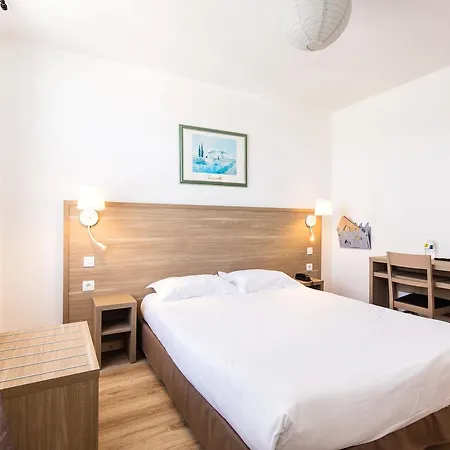 ホテル Logis Le Relais Marine