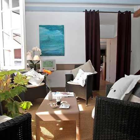 Logis Le Relais Marine Отель 2*