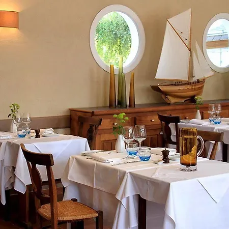 Отель Logis Le Relais Marine