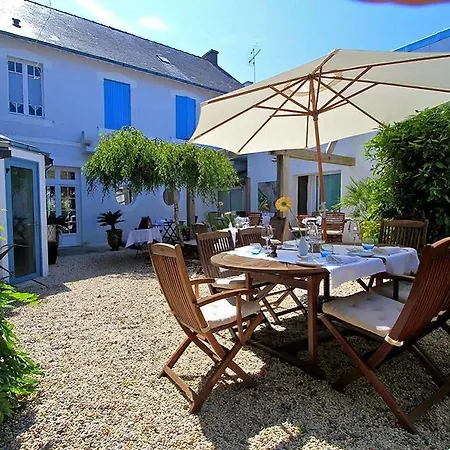 Logis Le Relais Marine Отель 2*