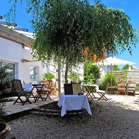 Logis Le Relais Marine Отель Mesquer