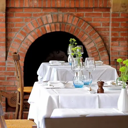 Logis Le Relais Marine Отель