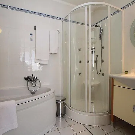 Logis Le Relais Marine Отель Mesquer