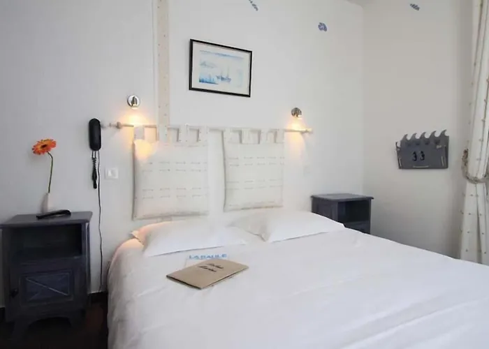 Logis Le Relais Marine 2*