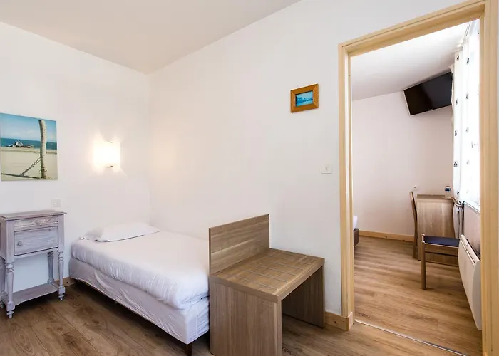 Hotel Logis Le Relais Marine 2*