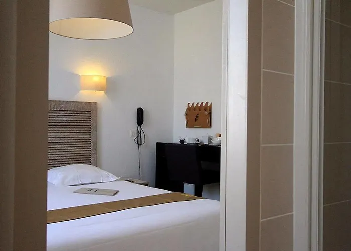 Hotel Logis Le Relais Marine