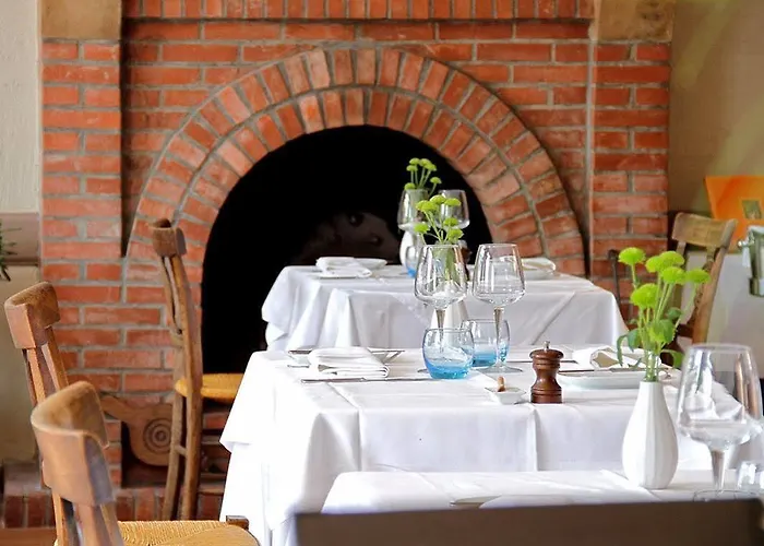 Logis Le Relais Marine Hotel