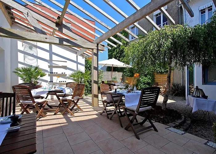 Logis Le Relais Marine 2*